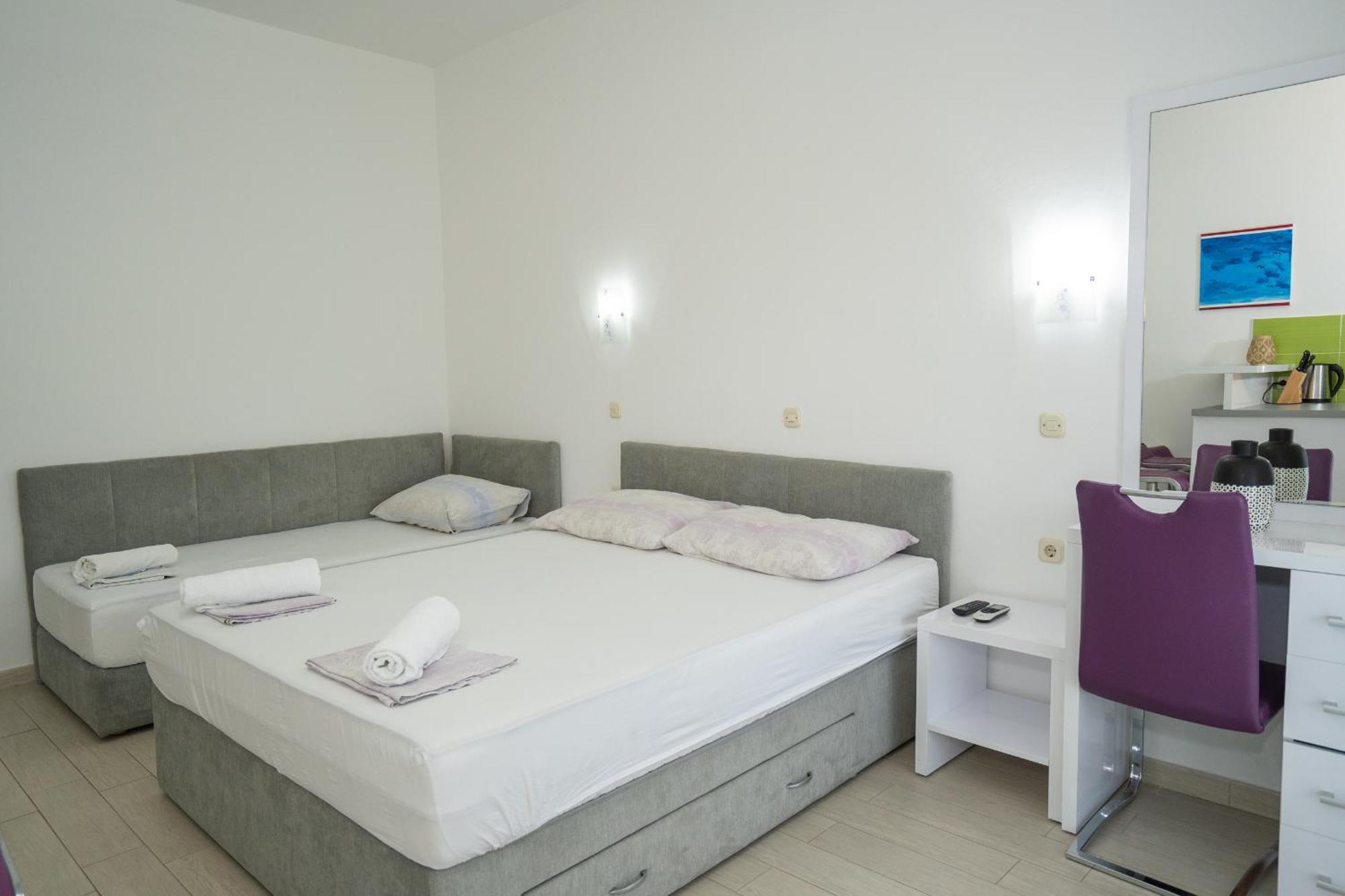 Garden Resort - Apartments Maslina Potocnica Habitación foto